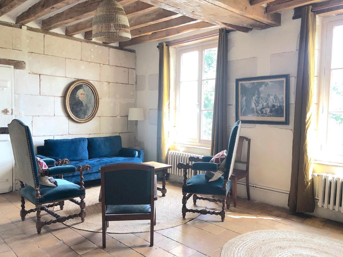 Le Charme De L'Ancien Au Calme Et A 8 Min De Chenonceaux Apartment La Croix-en-Touraine Exterior foto