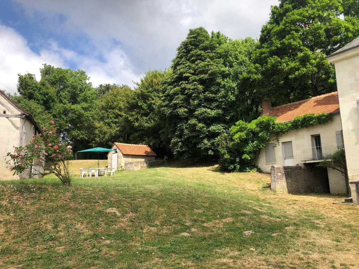 Le Charme De L'Ancien Au Calme Et A 8 Min De Chenonceaux Apartment La Croix-en-Touraine Exterior foto